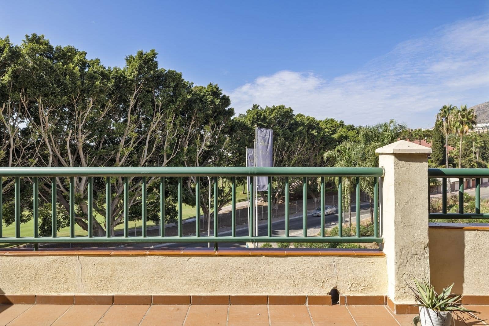 2 bedroom Apartment for sale in Benalmadena with pool garage - € 375,000 (Ref: 9267793)