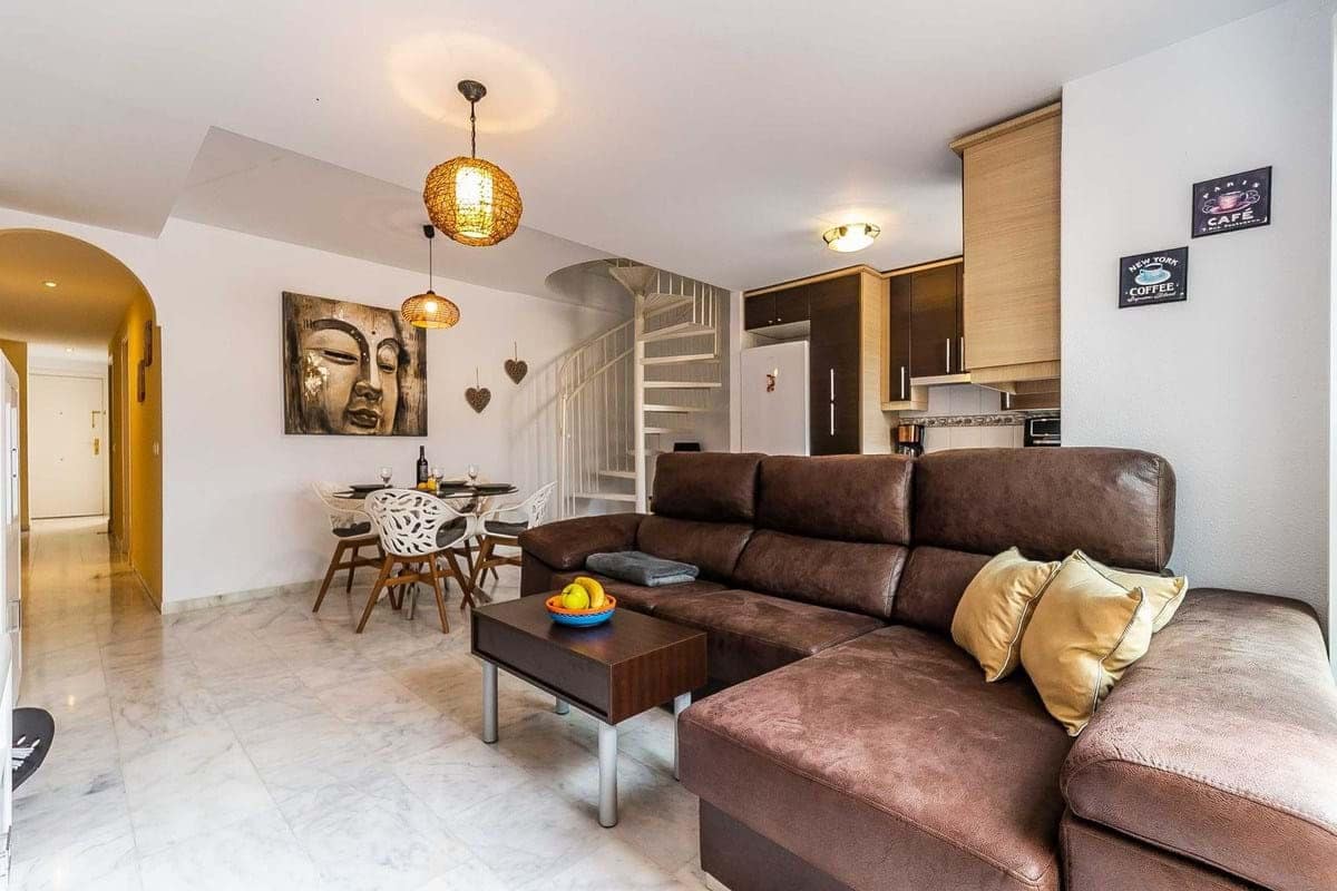 3 bedroom Apartment for sale in Fuengirola with pool garage - € 385,000 (Ref: 9275184)