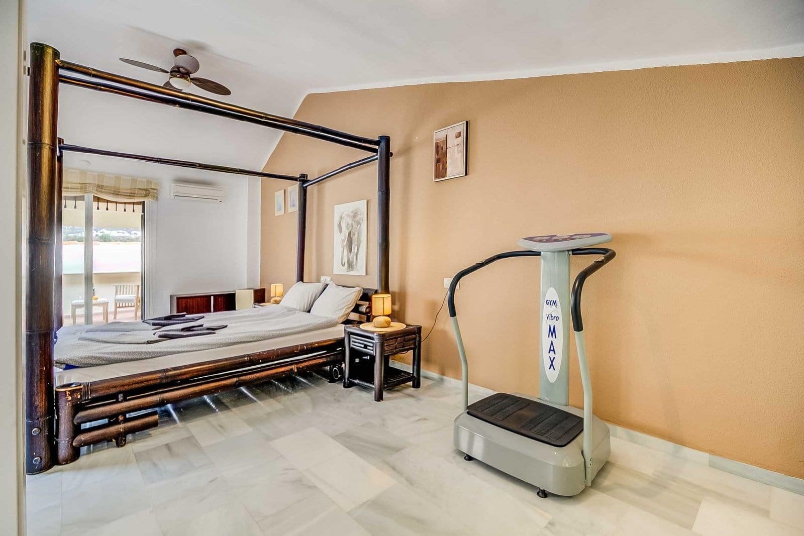 3 bedroom Apartment for sale in Fuengirola with pool garage - € 385,000 (Ref: 9275184)