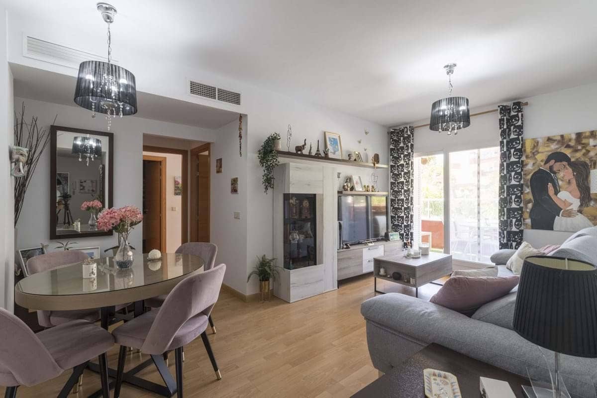 2 bedroom Apartment for sale in Benalmadena with pool garage - € 339,000 (Ref: 9279607)