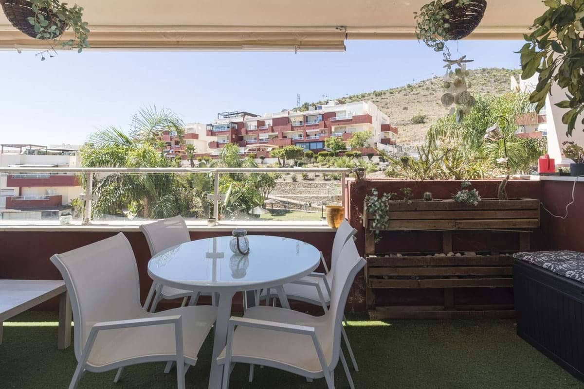 2 bedroom Apartment for sale in Benalmadena with pool garage - € 339,000 (Ref: 9279607)
