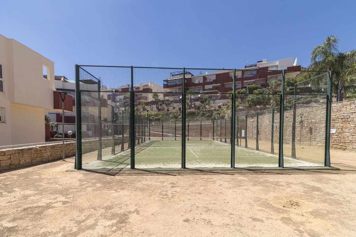 2 bedroom Apartment for sale in Benalmadena with pool garage - € 339,000 (Ref: 9279607)