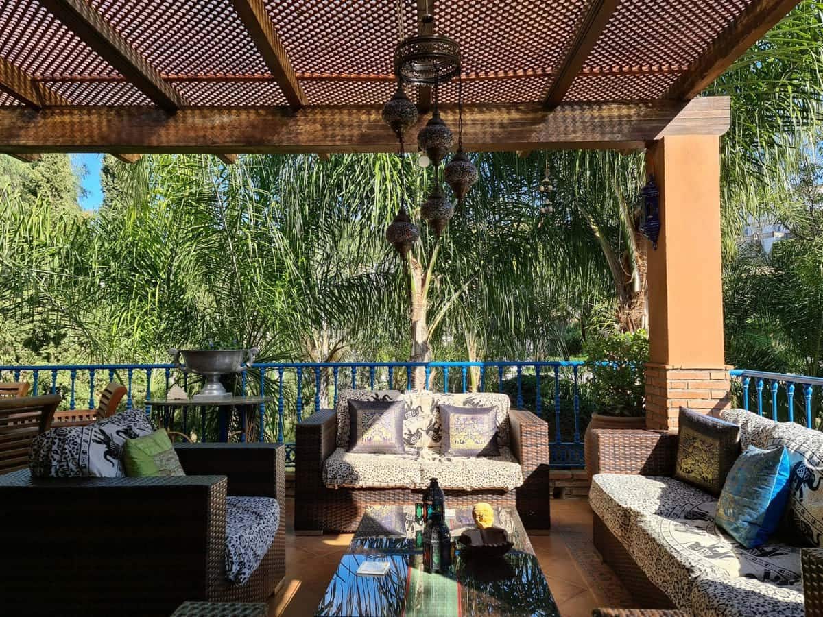 4 bedroom Villa for sale in Mijas with pool garage - € 870,000 (Ref: 9279608)