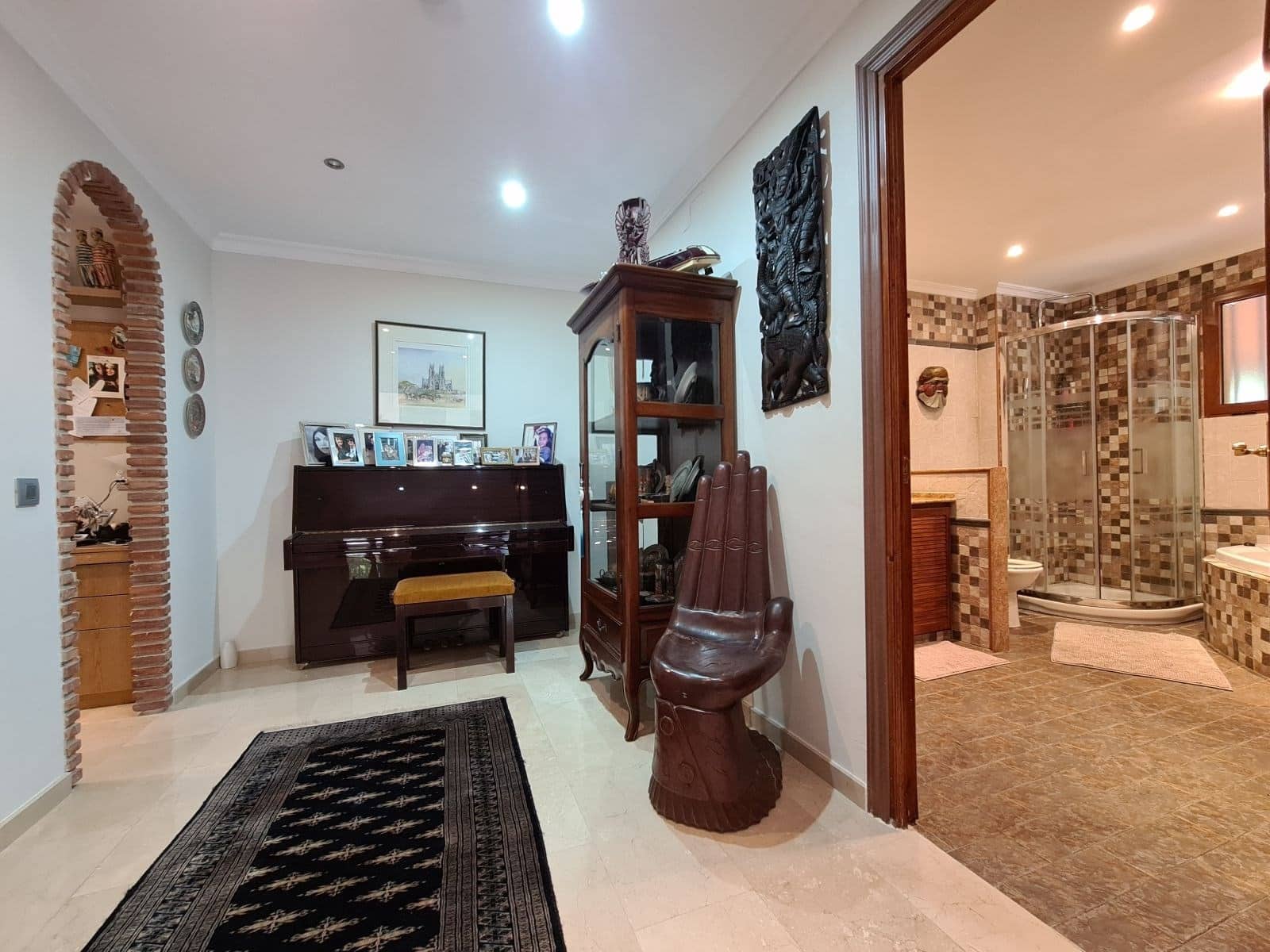 4 bedroom Villa for sale in Mijas with pool garage - € 870,000 (Ref: 9279608)