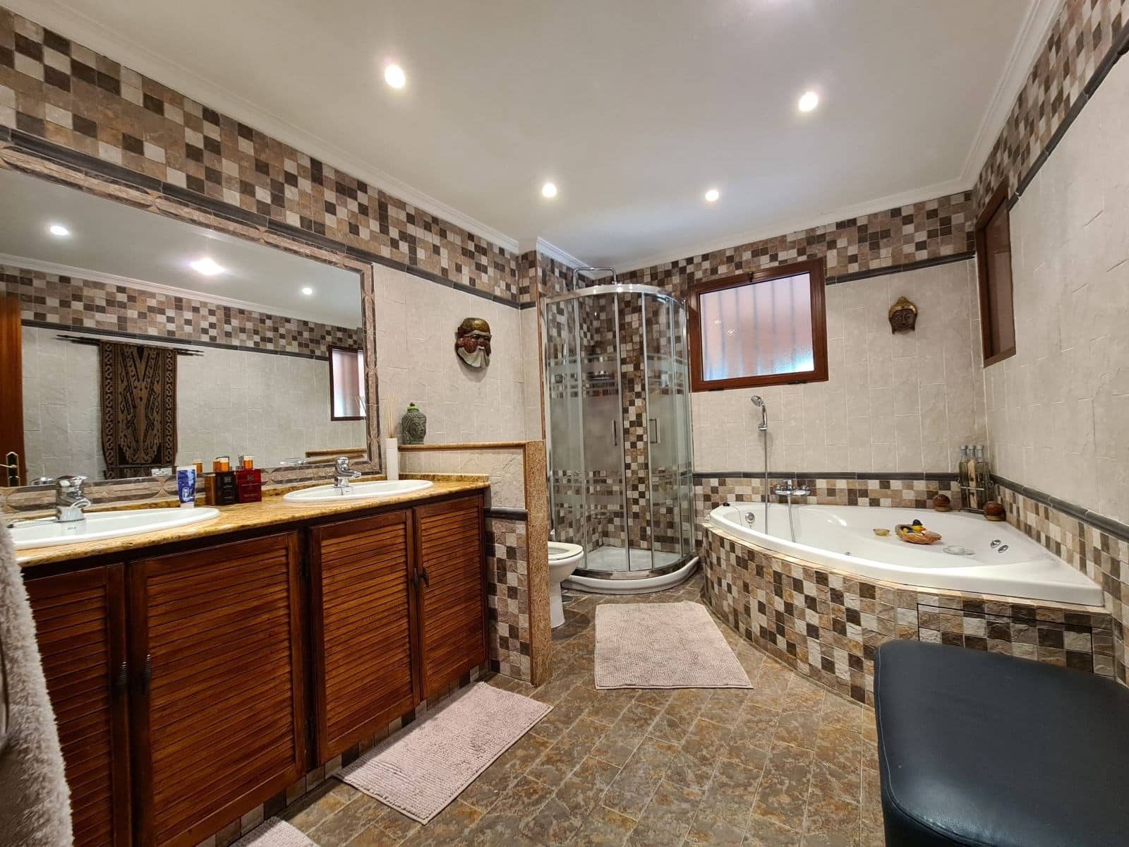 4 bedroom Villa for sale in Mijas with pool garage - € 870,000 (Ref: 9279608)