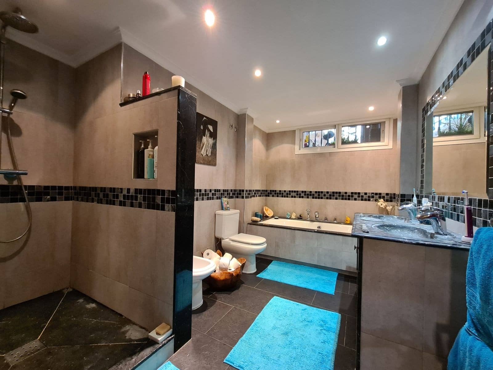 4 bedroom Villa for sale in Mijas with pool garage - € 870,000 (Ref: 9279608)