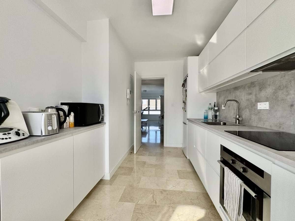 Apartamento de 3 habitaciones en Fuengirola en venta con piscina - 495.000 € (Ref: 9287364)