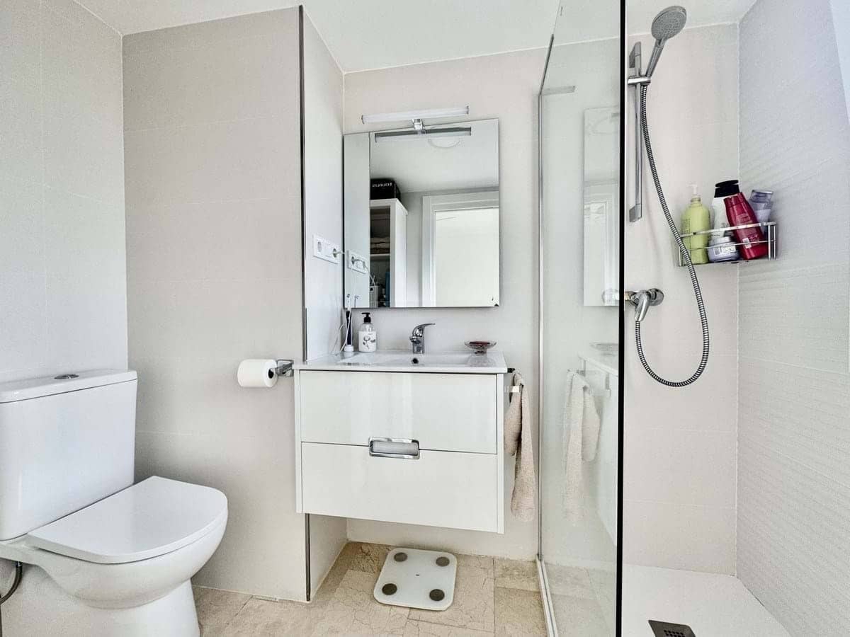 Apartamento de 3 habitaciones en Fuengirola en venta con piscina - 495.000 € (Ref: 9287364)