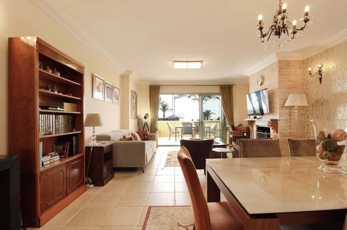 3 makuuhuone Huoneisto myytävänä paikassa Marbella mukana uima-altaan 
autotalli - 750 000 € (Ref: 9287422)