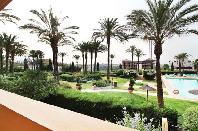 3 makuuhuone Huoneisto myytävänä paikassa Marbella mukana uima-altaan 
autotalli - 750 000 € (Ref: 9287422)