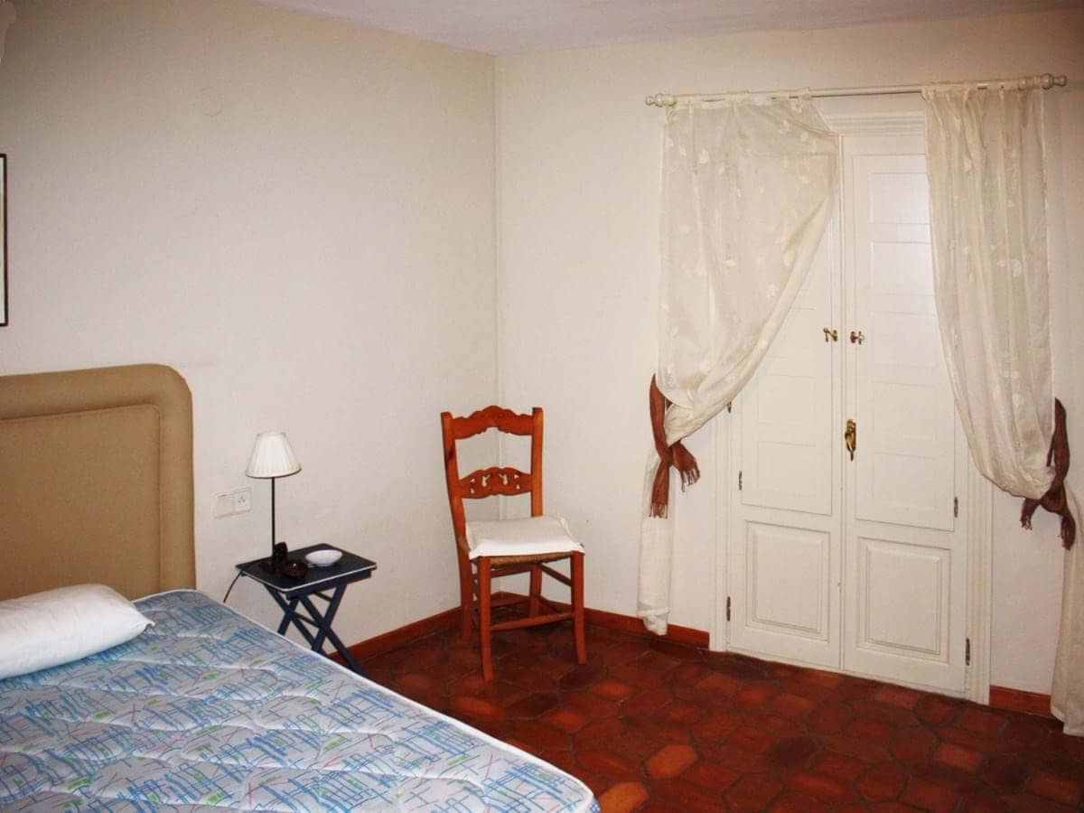 3 bedroom Townhouse for sale in Marbella with pool - € 650,000 (Ref: 9287424)