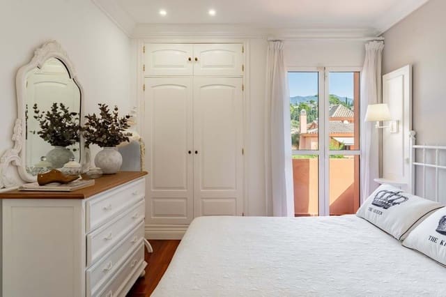 4 soveværelse Villa til salg i Mijas med swimmingpool garage - € 1.399.000 (Ref: 9287426)