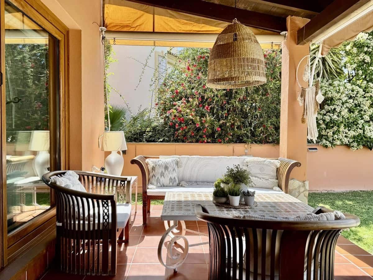 4 bedroom Villa for sale in Mijas with pool garage - € 1,399,000 (Ref: 9287426)