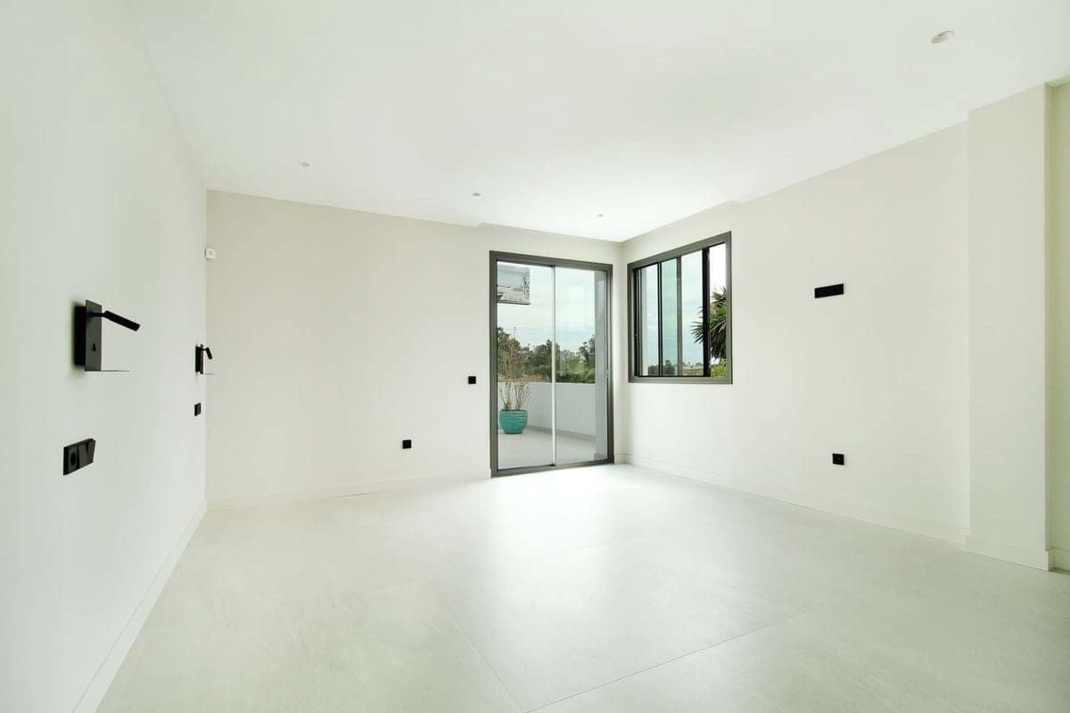 4 bedroom Apartment for sale in Mijas with pool garage - € 1,695,000 (Ref: 9287484)