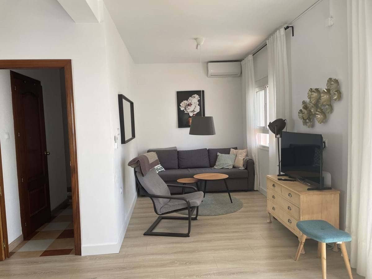 Apartamento de 2 habitaciones en Estepona en venta - 305.000 € (Ref: 9297152)