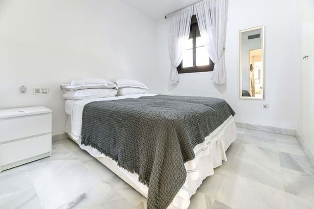 2 makuuhuone Huoneisto myytävänä paikassa New Golden Mile, Estepona mukana uima-altaan 
autotalli - 475 000 € (Ref: 9297153)