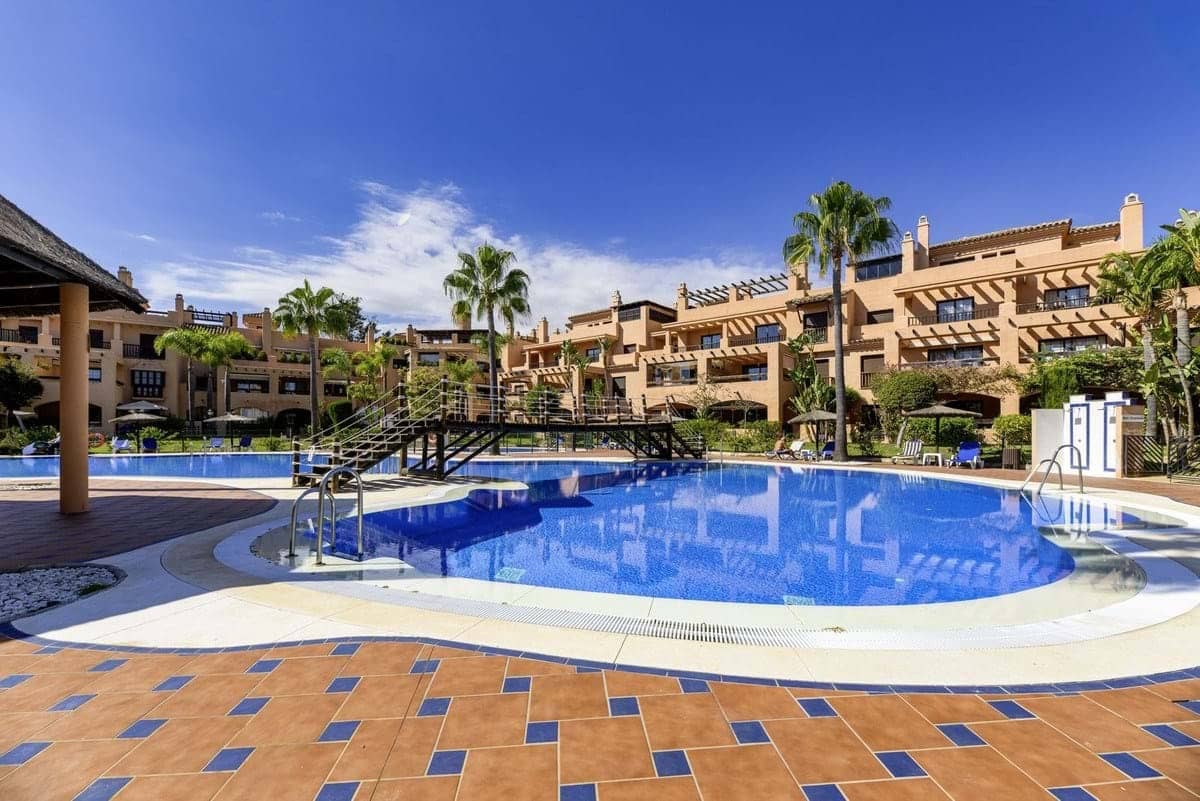 2 bedroom Apartment for sale in New Golden Mile with pool garage - € 475,000 (Ref: 9297153)