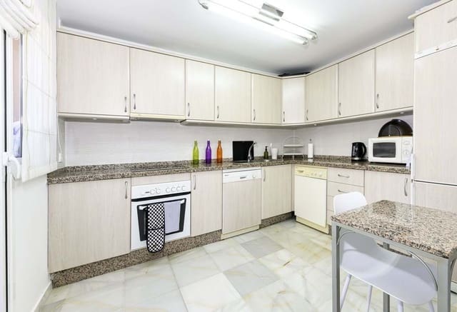 3 soveværelse Byhus til salg i Atalaya-Isdabe, Estepona med swimmingpool garage - € 475.000 (Ref: 9297154)