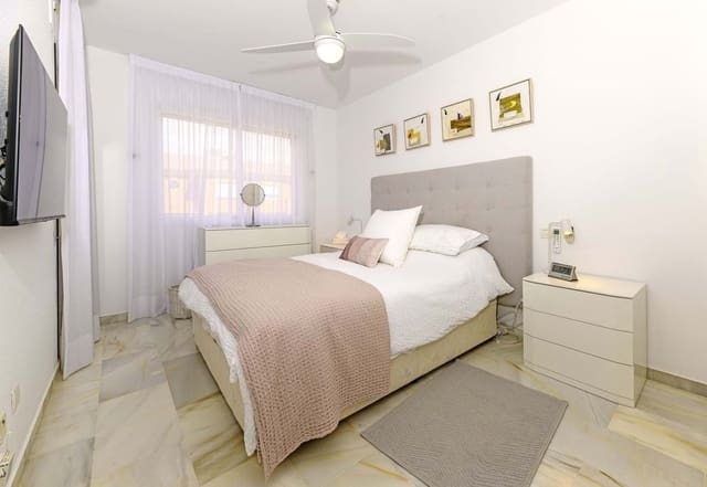 3 soveværelse Byhus til salg i Atalaya-Isdabe, Estepona med swimmingpool garage - € 475.000 (Ref: 9297154)