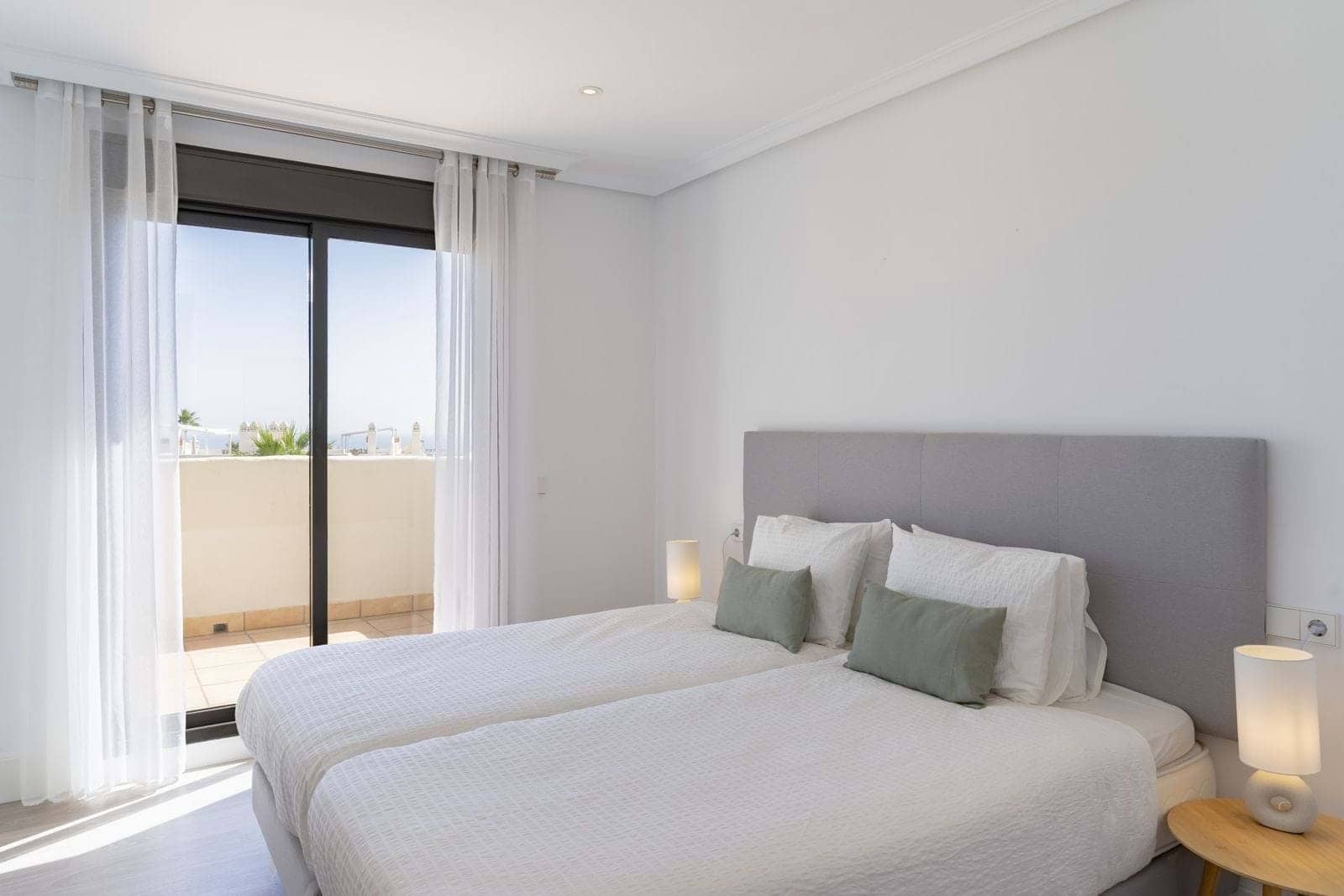 2 bedroom Apartment for sale in New Golden Mile with pool garage - € 485,000 (Ref: 9297880)