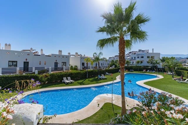 2 soverom Leilighet til salgs i Selwo, Estepona med svømmebasseng garasje - € 485 000 (Ref: 9297880)