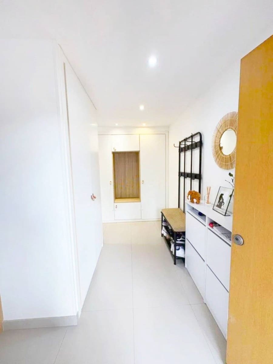 Apartamento de 2 habitaciones en Marbella en venta con piscina - 395.000 € (Ref: 9298801)