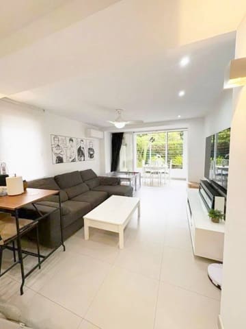 Apartamento de 2 habitaciones en Marbella en venta con piscina - 395.000 € (Ref: 9298801)