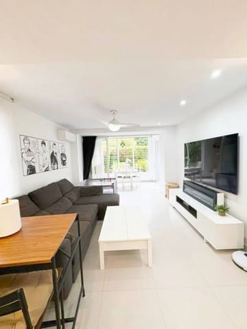 Apartamento de 2 habitaciones en Marbella en venta con piscina - 395.000 € (Ref: 9298801)