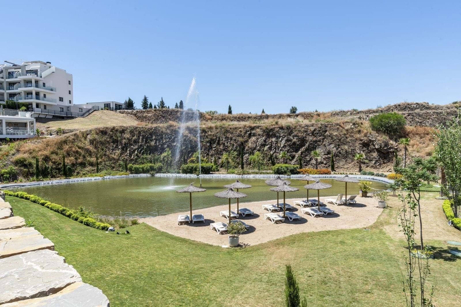 Apartamento de 2 habitaciones en Mijas en venta con piscina garaje - 409.000 € (Ref: 9301370)