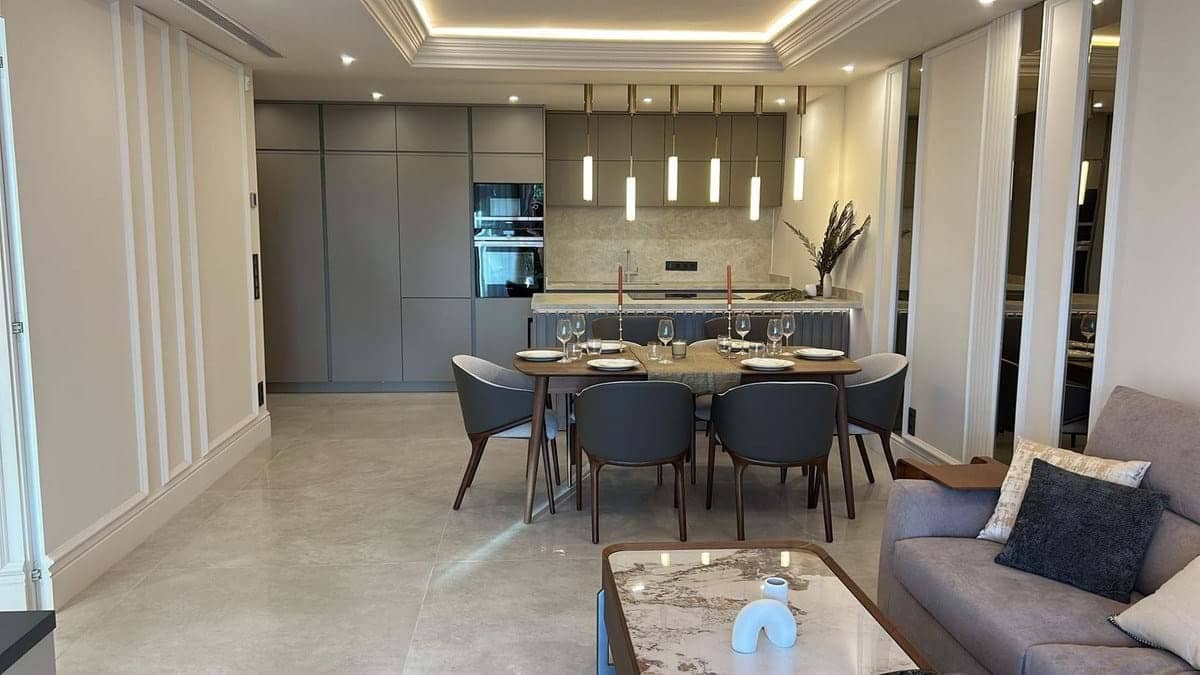 3 Zimmer Apartment zu verkaufen in Estepona mit Pool Garage - 1.550.000 € (Ref: 9301965)