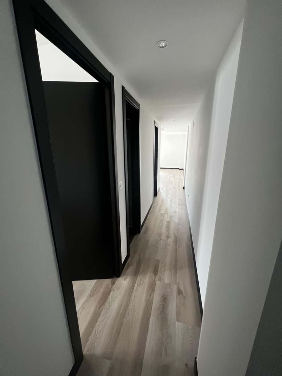 4 bedroom Apartment for sale in Mijas with garage - € 475,000 (Ref: 9315228)