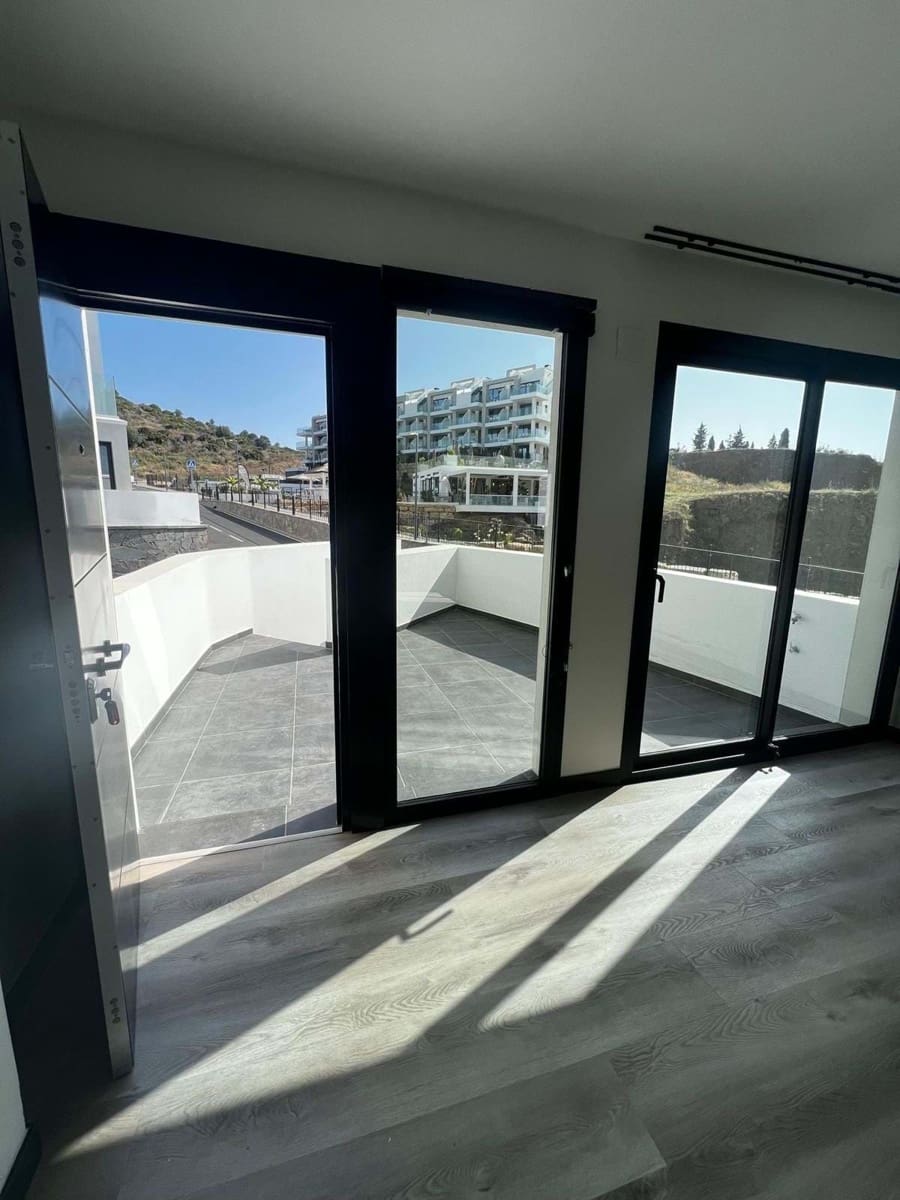 4 bedroom Apartment for sale in Mijas with garage - € 475,000 (Ref: 9315228)