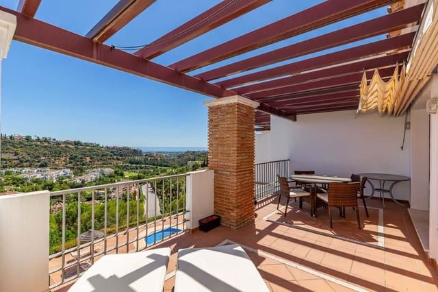 Apartamento de 2 habitaciones en Marbella en venta con piscina garaje - 420.000 € (Ref: 9319540)