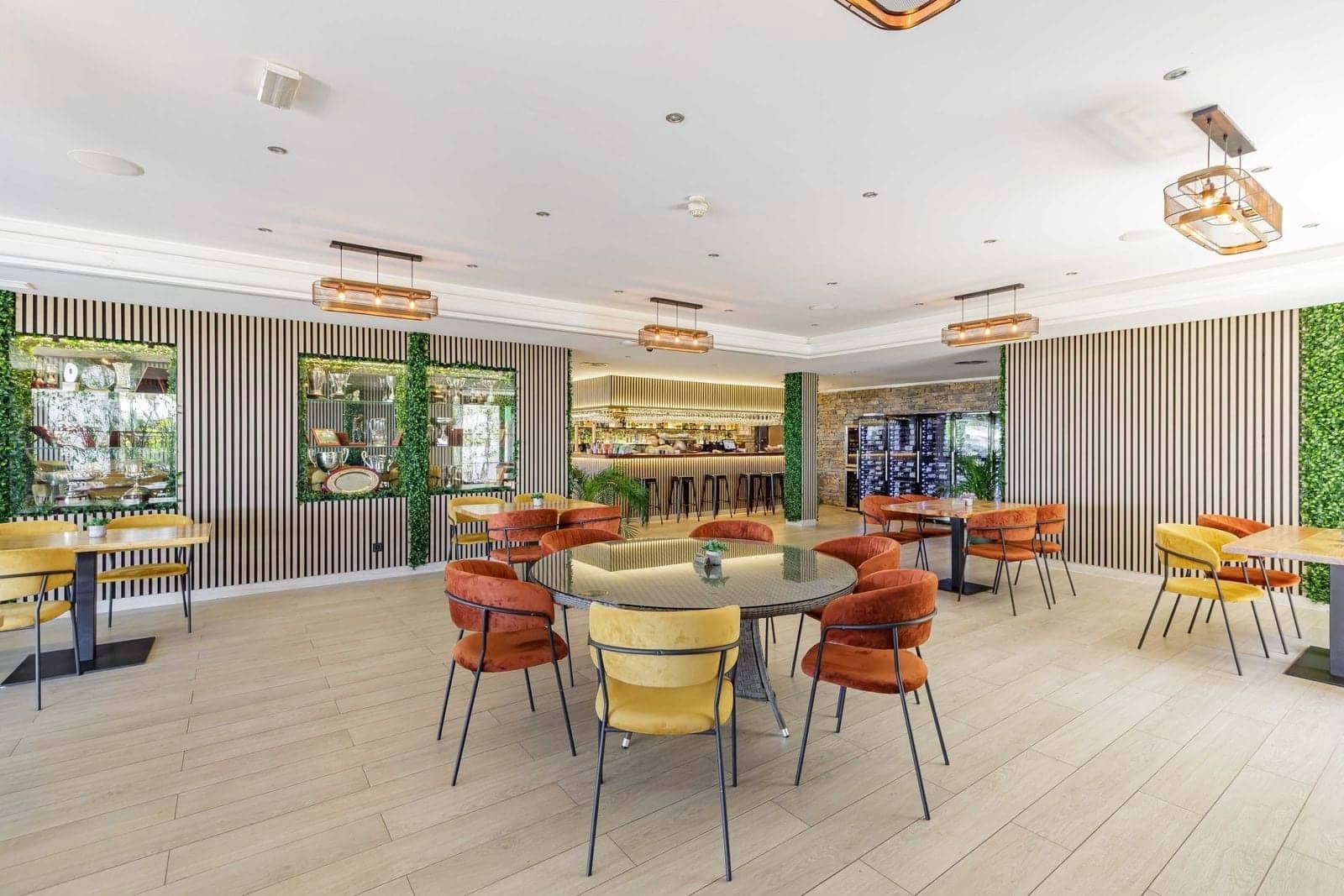 Apartamento de 2 habitaciones en Marbella en venta con piscina garaje - 420.000 € (Ref: 9319540)