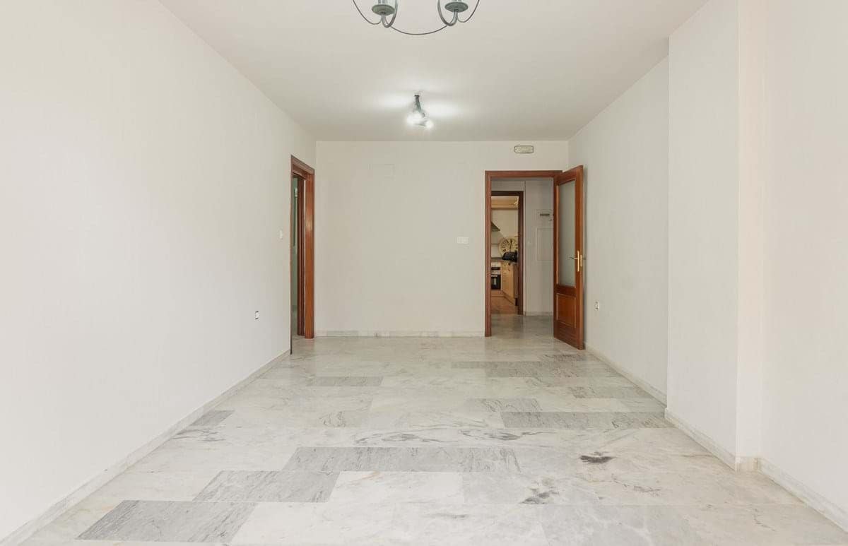 2 soveværelse Lejlighed til salg i Marbella med swimmingpool - € 334.000 (Ref: 9319693)