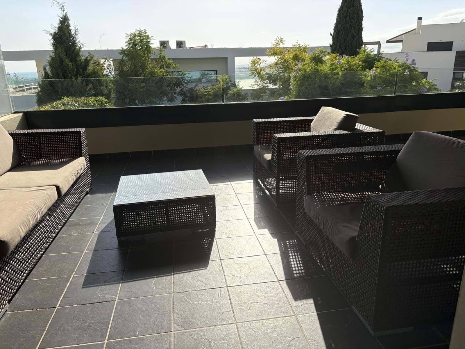 2 bedroom Apartment for sale in Marbella with pool garage - € 465,000 (Ref: 9320041)