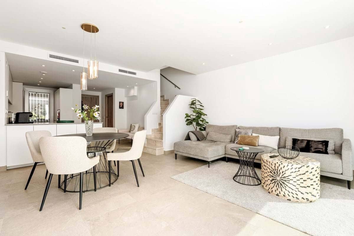 Casa de 3 habitaciones en Estepona en venta con piscina garaje - 460.000 € (Ref: 9320042)