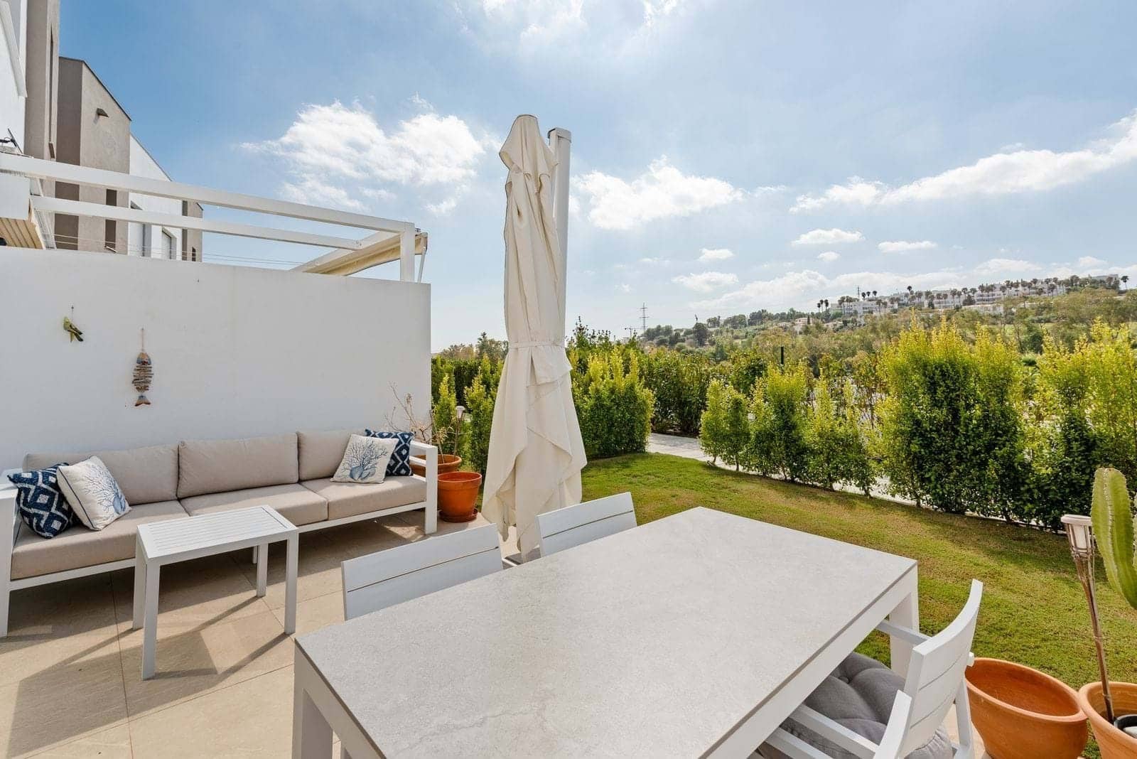 Casa de 3 habitaciones en Estepona en venta con piscina garaje - 460.000 € (Ref: 9320042)