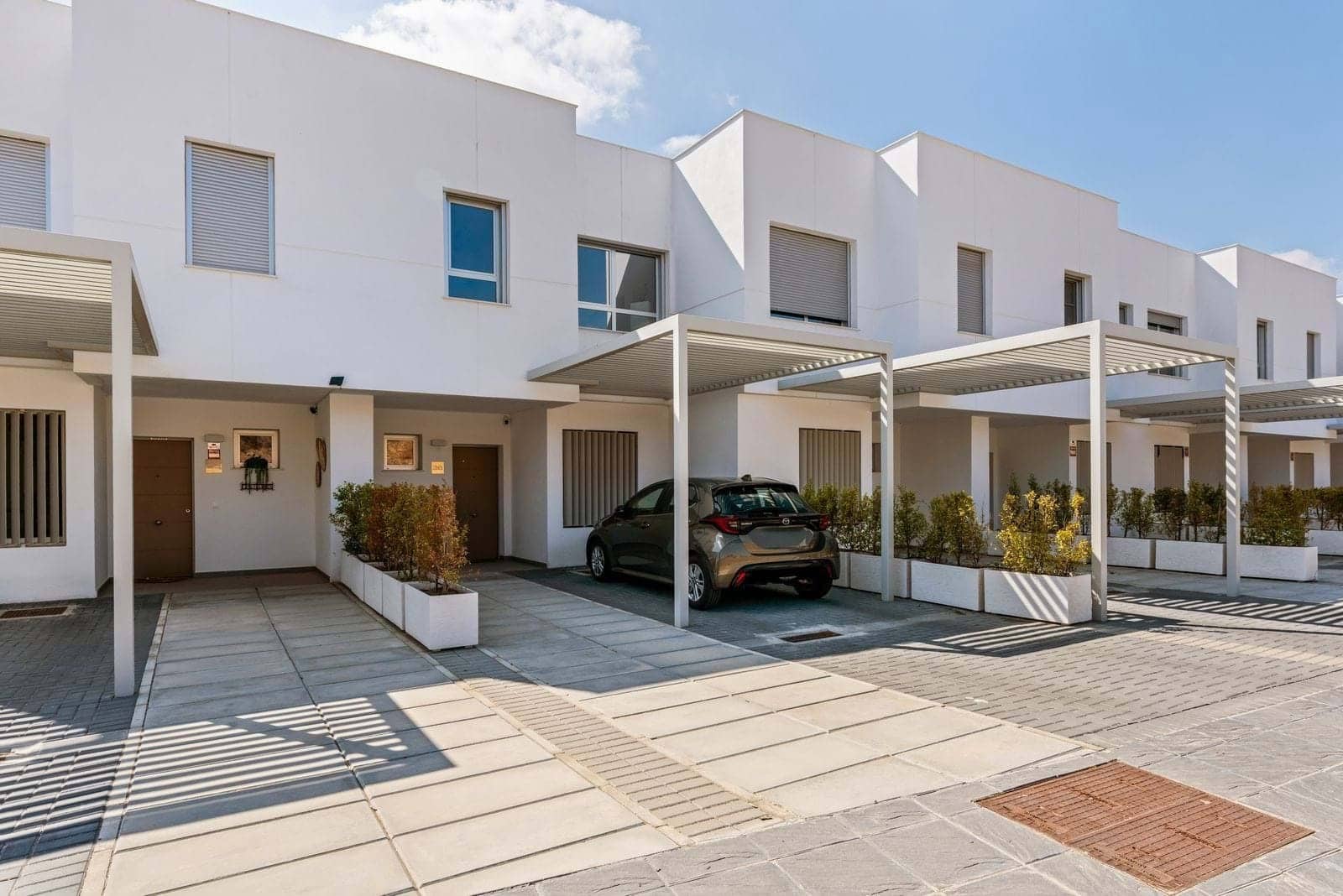 Casa de 3 habitaciones en Estepona en venta con piscina garaje - 460.000 € (Ref: 9320042)