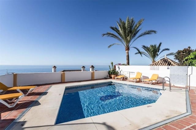 Apartamento de 2 habitaciones en Mijas en venta con piscina garaje - 315.000 € (Ref: 9320043)