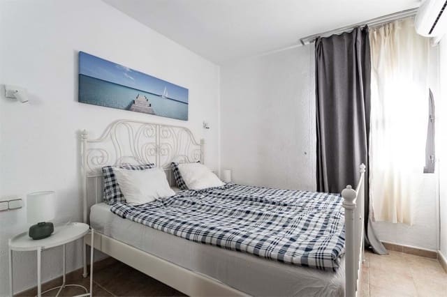 Apartamento de 2 habitaciones en Mijas en venta con piscina garaje - 315.000 € (Ref: 9320043)