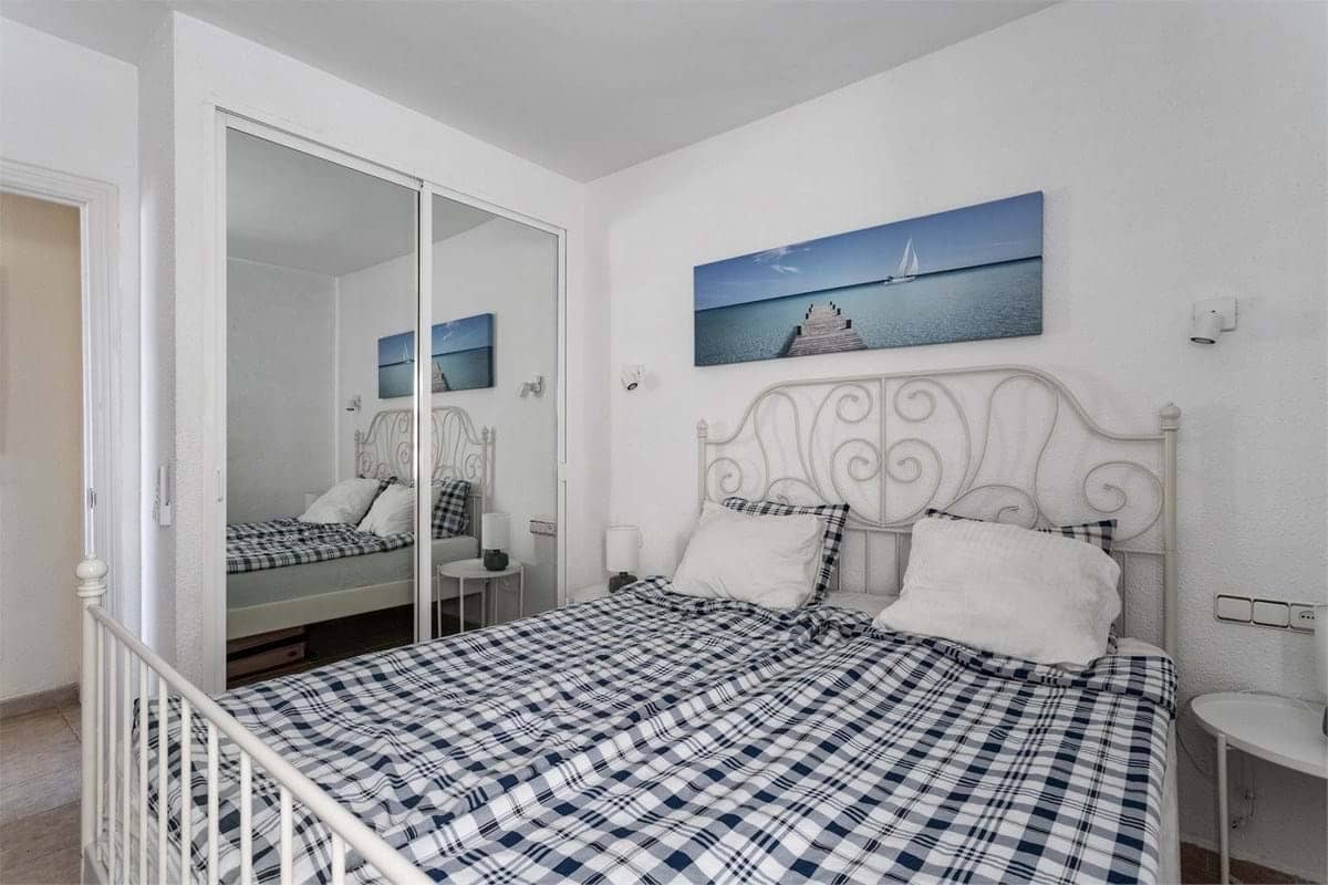 Apartamento de 2 habitaciones en Mijas en venta con piscina garaje - 315.000 € (Ref: 9320043)