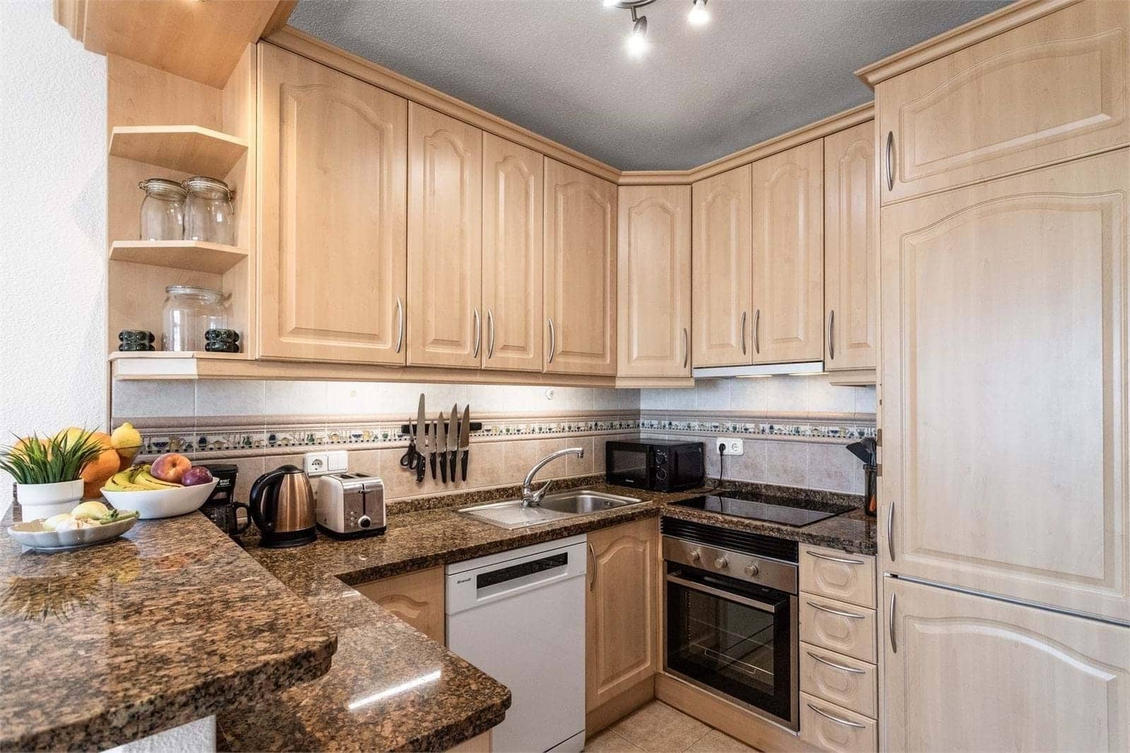 Apartamento de 2 habitaciones en Mijas en venta con piscina garaje - 315.000 € (Ref: 9320043)