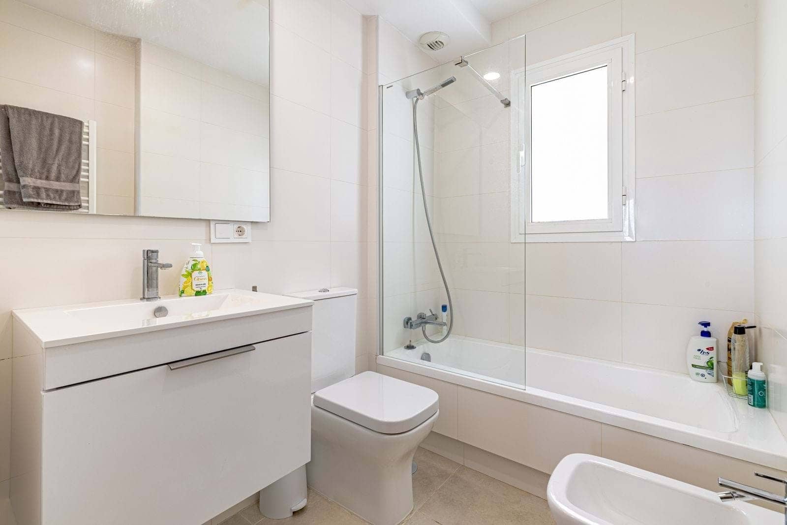 3 soveværelse Lejlighed til salg i Estepona med swimmingpool garage - € 475.000 (Ref: 9322368)