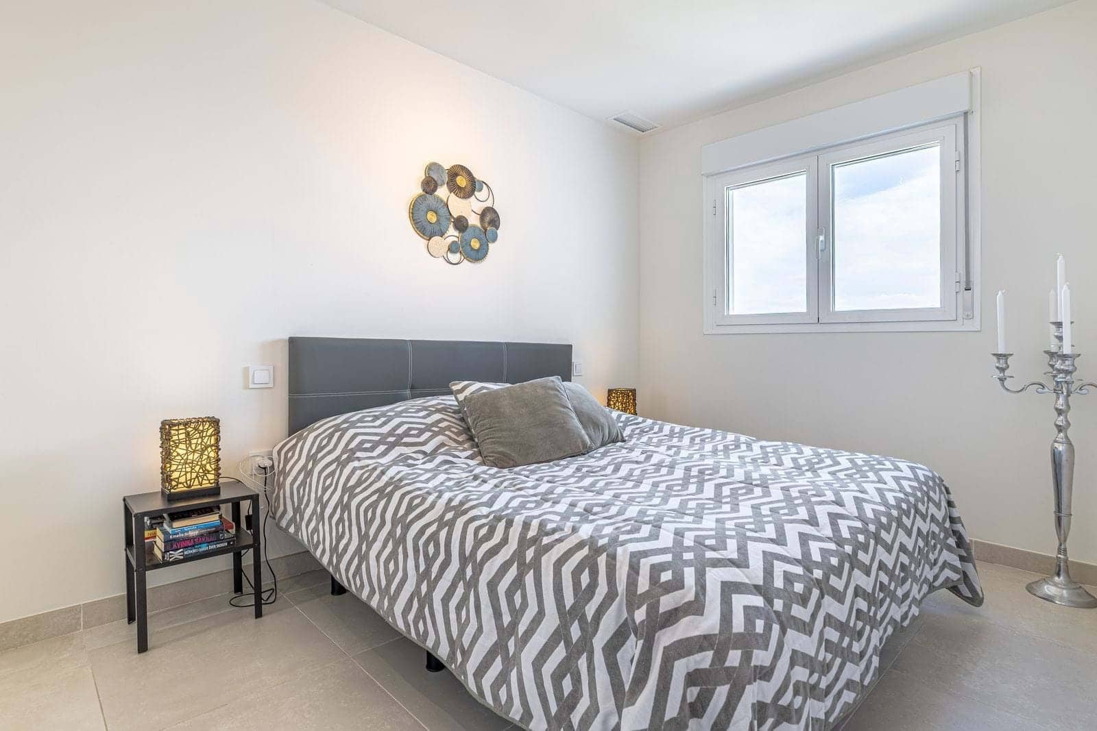 3 soveværelse Lejlighed til salg i Estepona med swimmingpool garage - € 475.000 (Ref: 9322368)