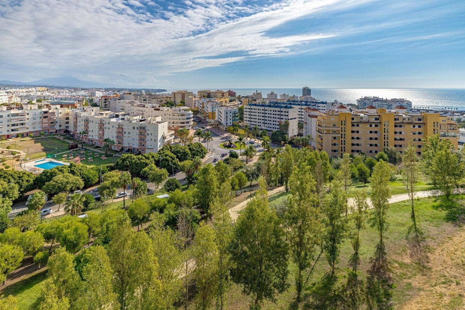 3 soveværelse Lejlighed til salg i Estepona med swimmingpool garage - € 475.000 (Ref: 9322368)