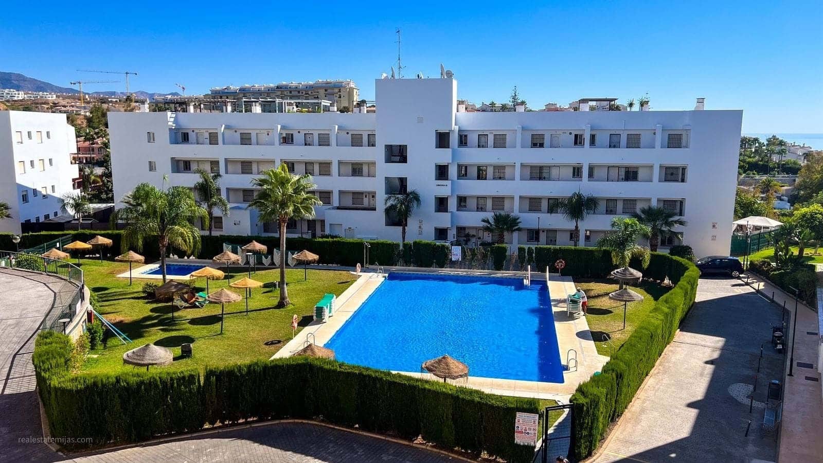 2 bedroom Apartment for sale in Mijas with pool garage - € 360,000 (Ref: 9322384)