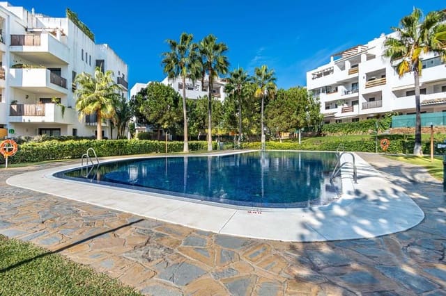 2 bedroom Apartment for sale in Mijas with pool garage - € 365,000 (Ref: 9322385)