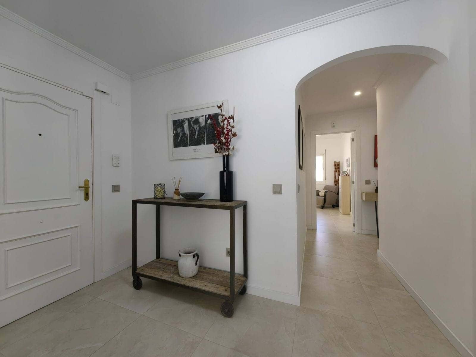 Apartamento de 3 habitaciones en Estepona en venta con piscina garaje - 498.500 € (Ref: 9322387)