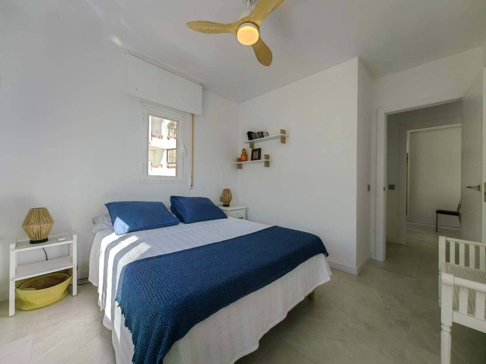 Apartamento de 3 habitaciones en Estepona en venta con piscina garaje - 498.500 € (Ref: 9322387)